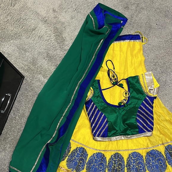 Yellow Chniya Choli - Picture 6 of 6